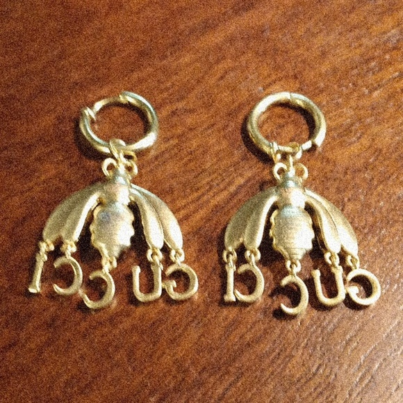 Authentic Gucci Gold Crystal Bee Dangling Earrings - Picture 4 of 5